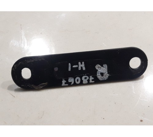 отбойник средней двери(правый)