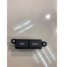 Кнопки TRIP / RESET