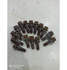 Болты колёс (15 шт.)