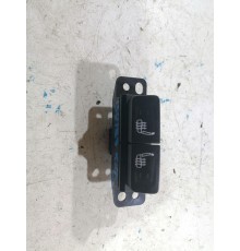 Кнопка обогрева задних сидений