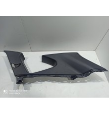 Обшивка стойки задняя правая