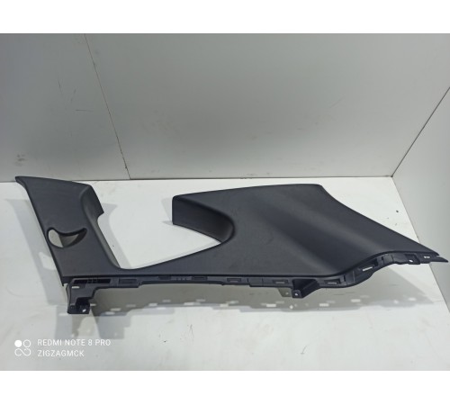 Обшивка стойки задняя правая