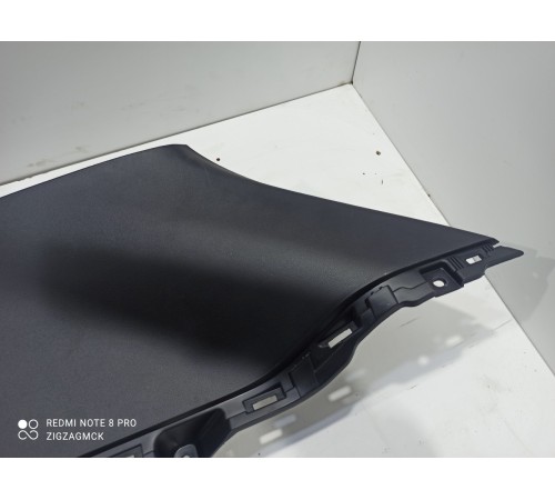 Обшивка стойки задняя правая