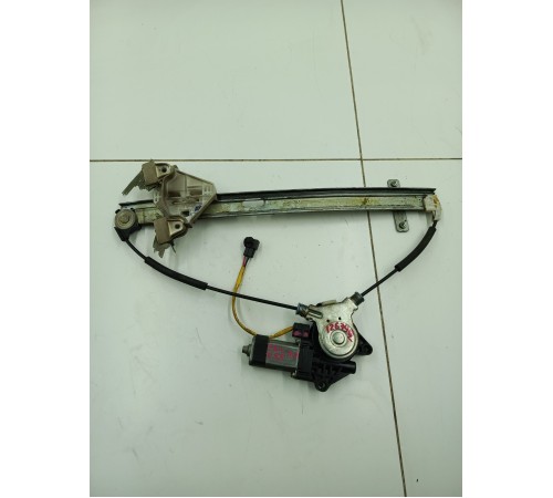Стеклоподъемник двери передний левый