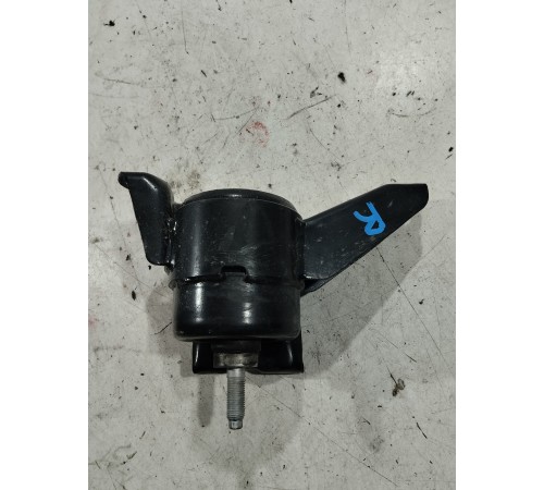 Опора (подушка) двигателя правая