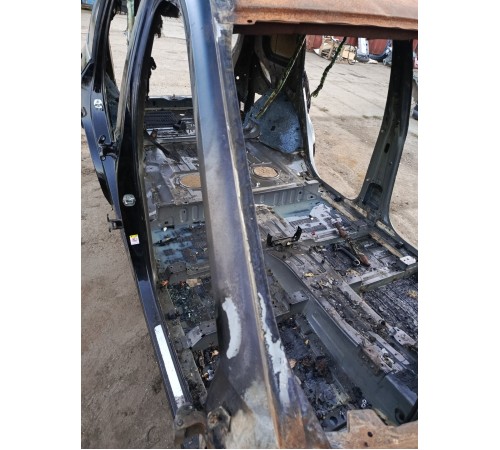 Стойка лобового стекла правая