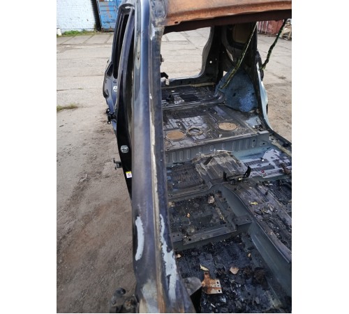 Стойка лобового стекла правая