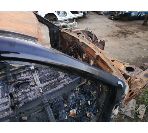 Стойка лобового стекла правая