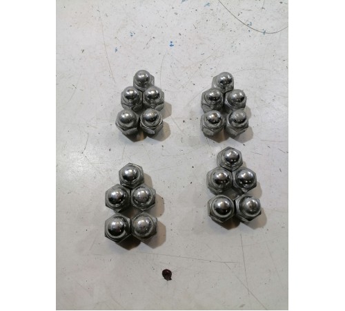 Комплект колесных гаек 20 шт