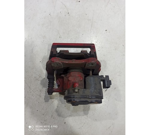 Суппорт(задний правый)