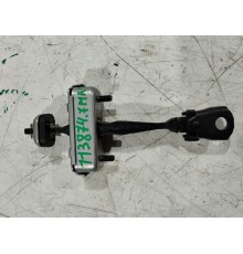 Ограничитель двери передний правый