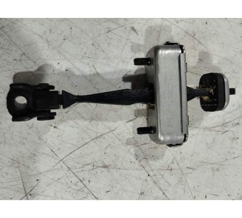 Ограничитель двери передний правый