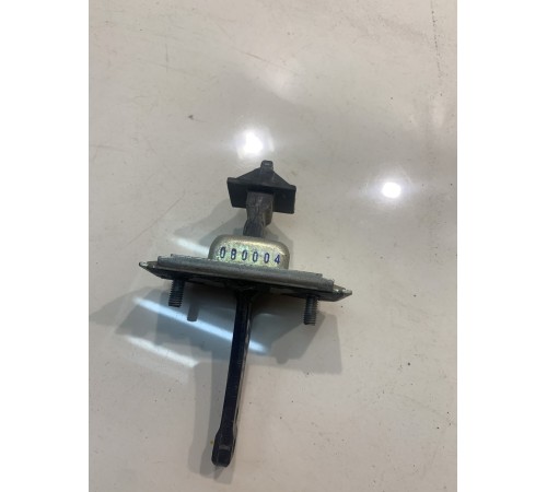 Ограничитель двери (задний, левый)