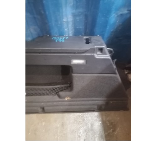 Обшивка багажника