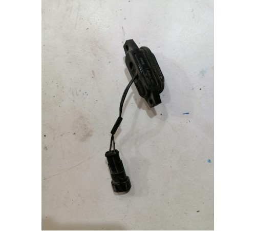 Кнопка открывания багажника