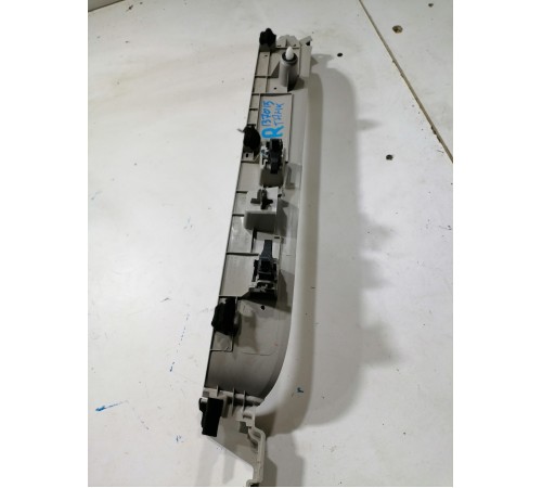 Накладка глухого стекла верхняя правая