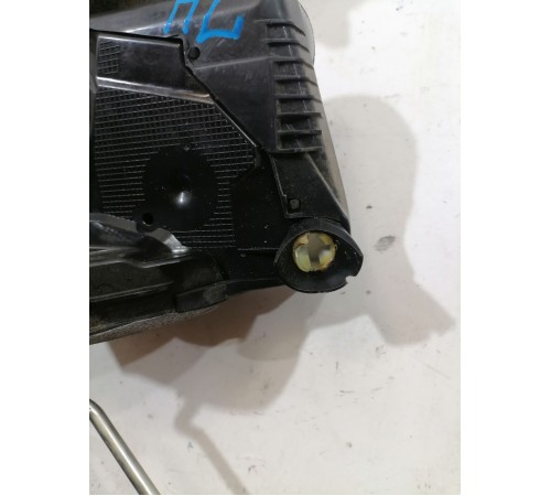 Замок двери передний левый