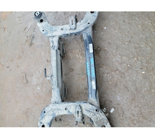 Балка подвески задняя, подрамник