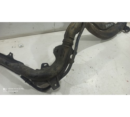 Горловина топливного бака