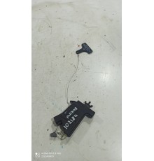 Механизм аварийного открытия лючка бензобака