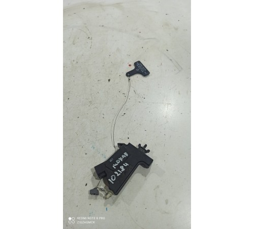 Механизм аварийного открытия лючка бензобака