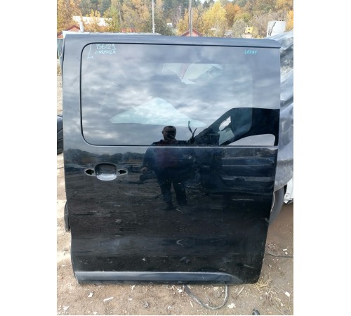 Дверь задняя левая