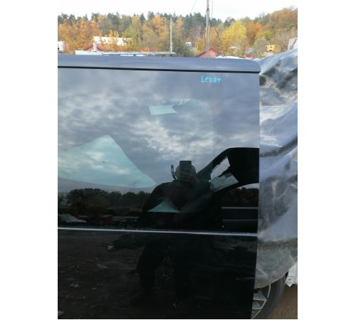 Дверь задняя левая