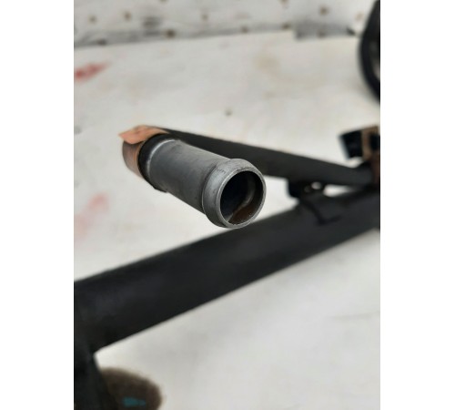 Горловина топливного бака