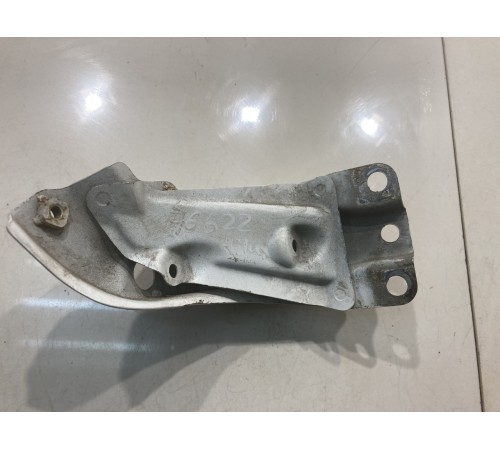 Кронштейн(крепление) бамппера