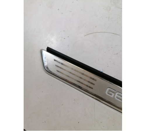 Накладка порога передняя левая с подсветкой