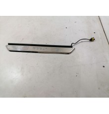 Накладка порога передняя левая с подсветкой