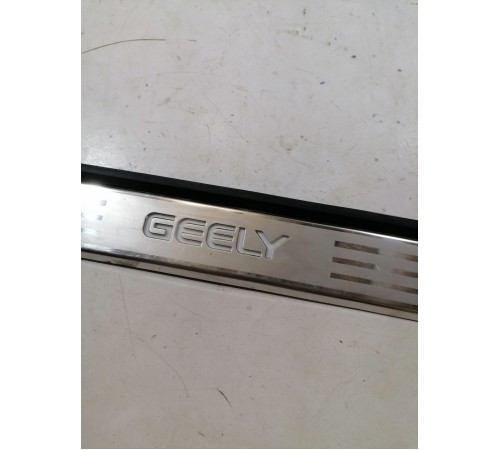 Накладка порога передняя левая с подсветкой