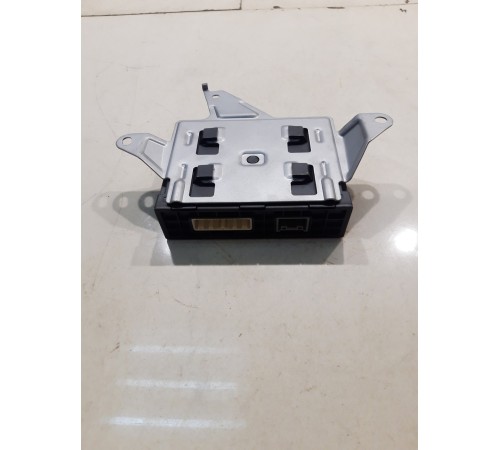 Блок управления открывания крышки багажника