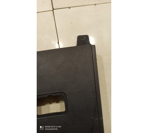 Накладка приборной панели рулевой колонки левая