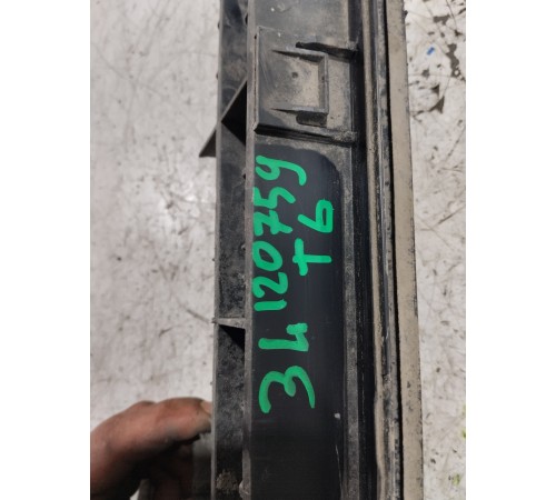 Решётка вентиляционная задняя левая