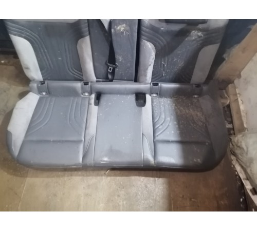 Сиденье заднее