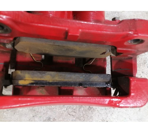 Суппорт передний левый