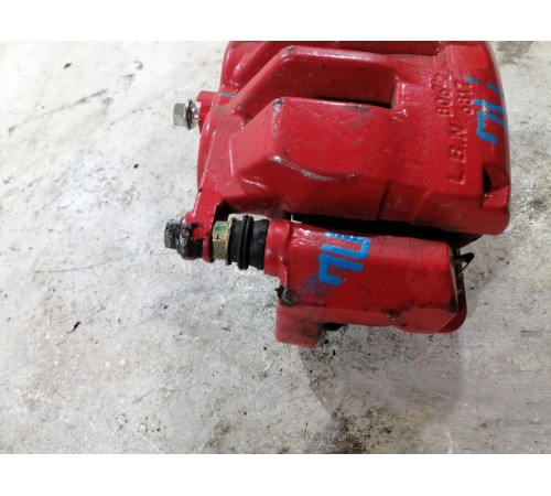 Суппорт передний левый