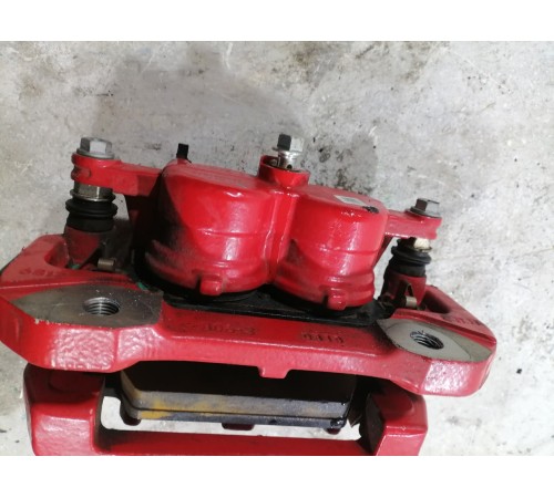 Суппорт передний левый