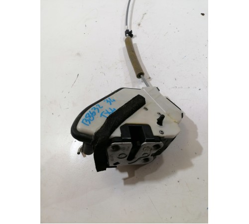 Замок двери задний левый