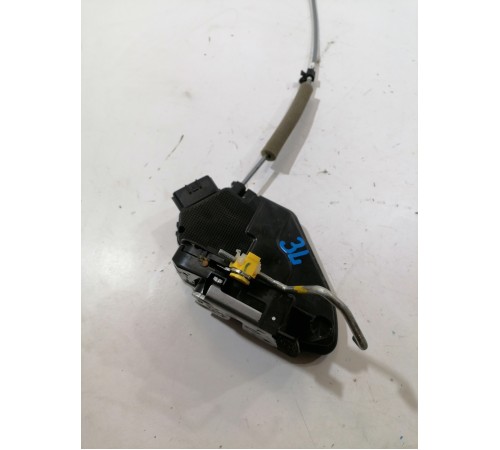 Замок двери задний левый