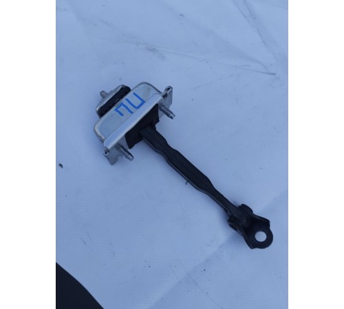 Ограничитель двери передний левый