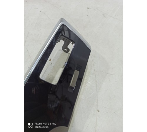 Накладка торпедо декоративная