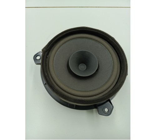 Динамик двери задний правый