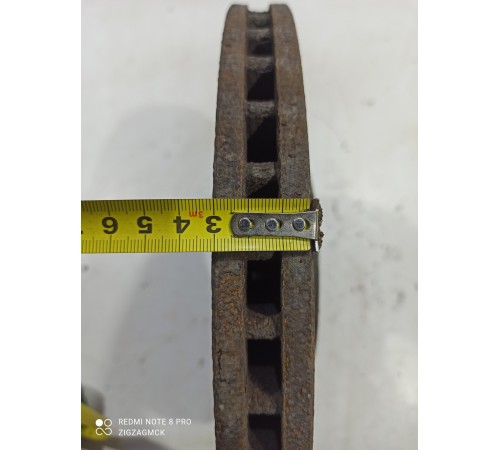 Тормозной диск (передний, правый)