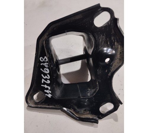 Кронштейн(крепление) задней балки правый