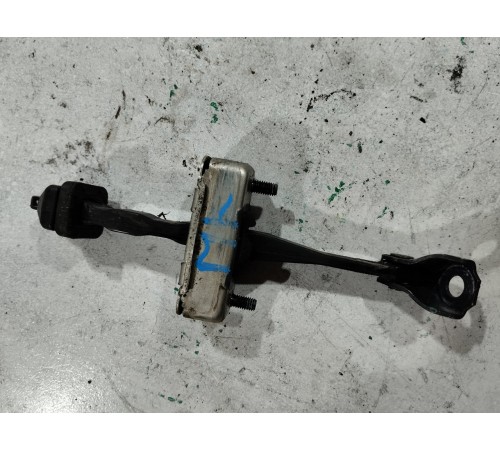 Ограничитель двери передний левый