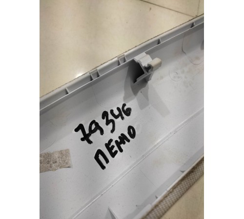 Накладка стойки (передняя, левая)