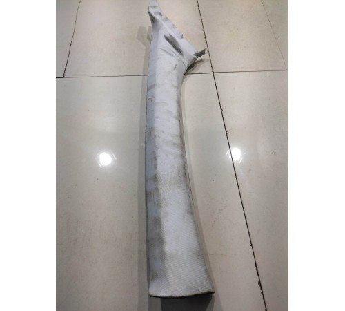 Накладка стойки (передняя, левая)