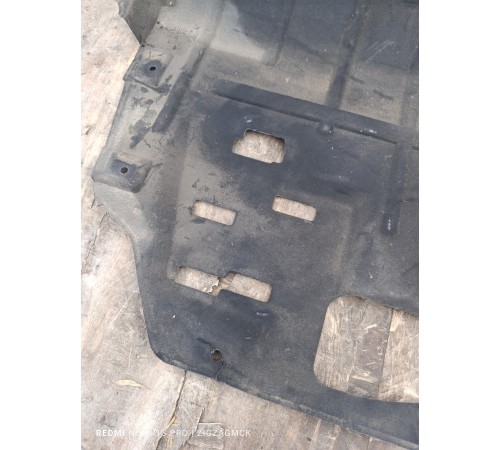 Защита пыльник двигателя картера антигравийная